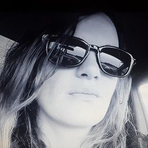 Meet your Posher, Ariana